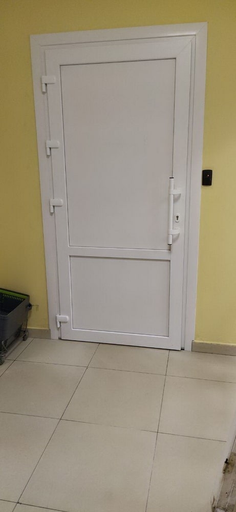 https://komsomolsk-na-amure.delaem-okna.ru/storage/app/uploads/public/63f/5a8/7b6/63f5a87b64a4b714558517.jpg